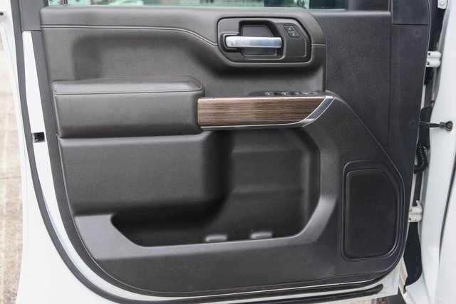 Used 2022 Chevrolet Silverado 2500 LT w/ Convenience Package image 9