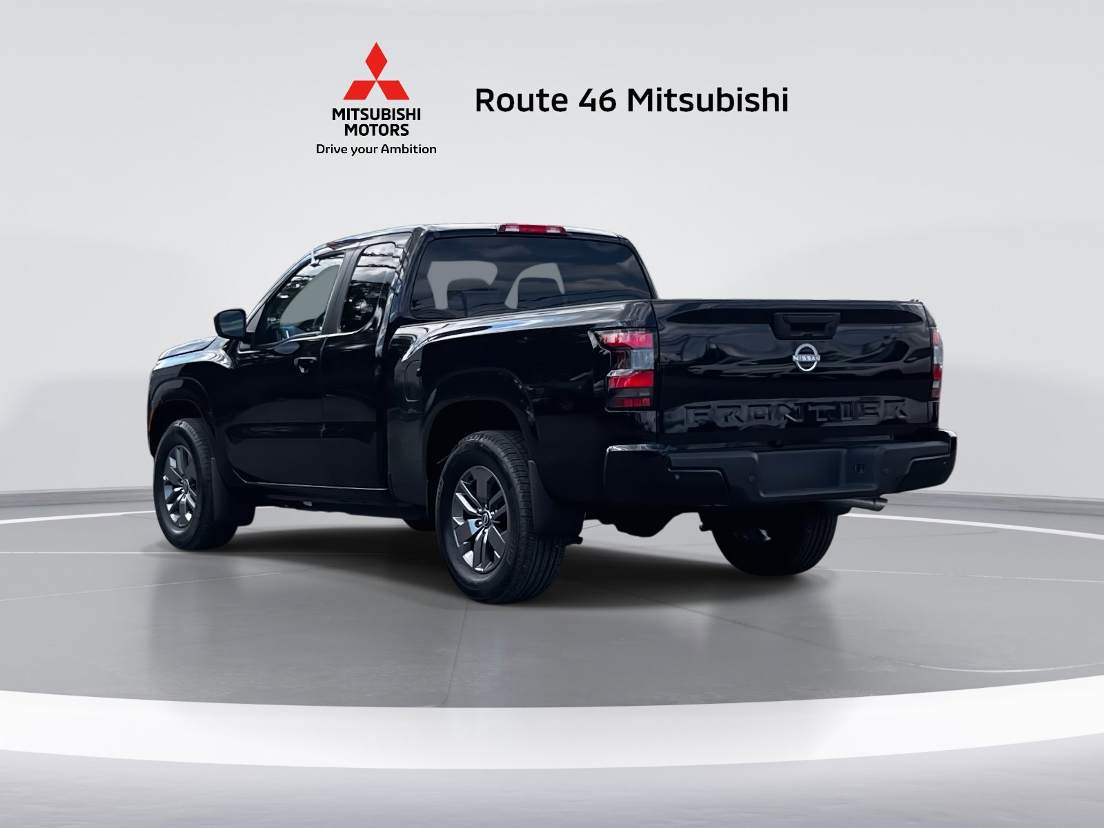 Used 2025 Nissan Frontier SV image 4
