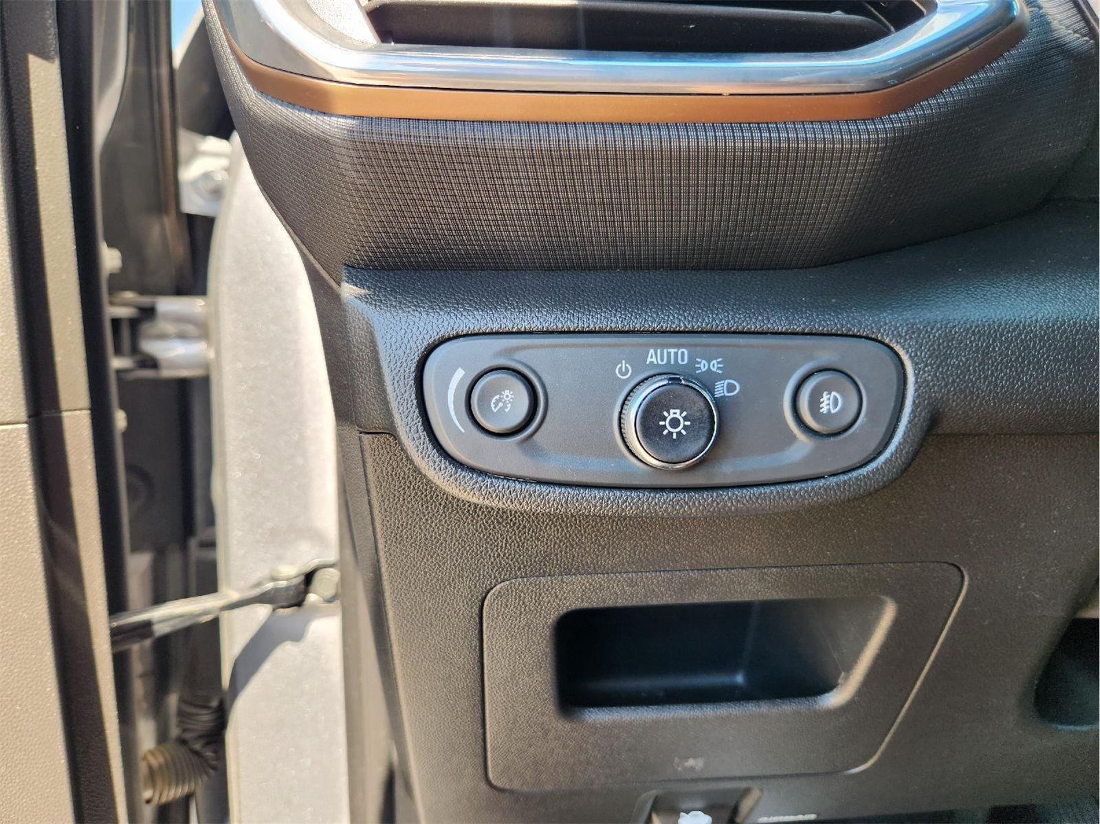 Used 2023 Chevrolet TrailBlazer ACTIV w/ Sun and Liftgate Package FWD image 21