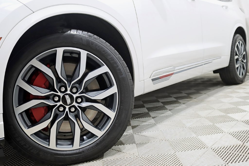 Used 2024 Cadillac XT6 Sport w/ Platinum Package AWD/4WD image 4