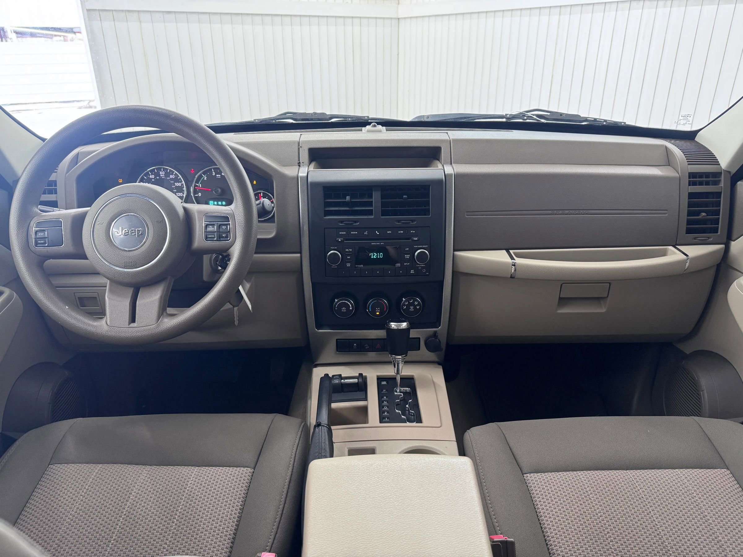 Used 2011 Jeep Liberty Sport w/ Trailer Tow Class III Group image 17