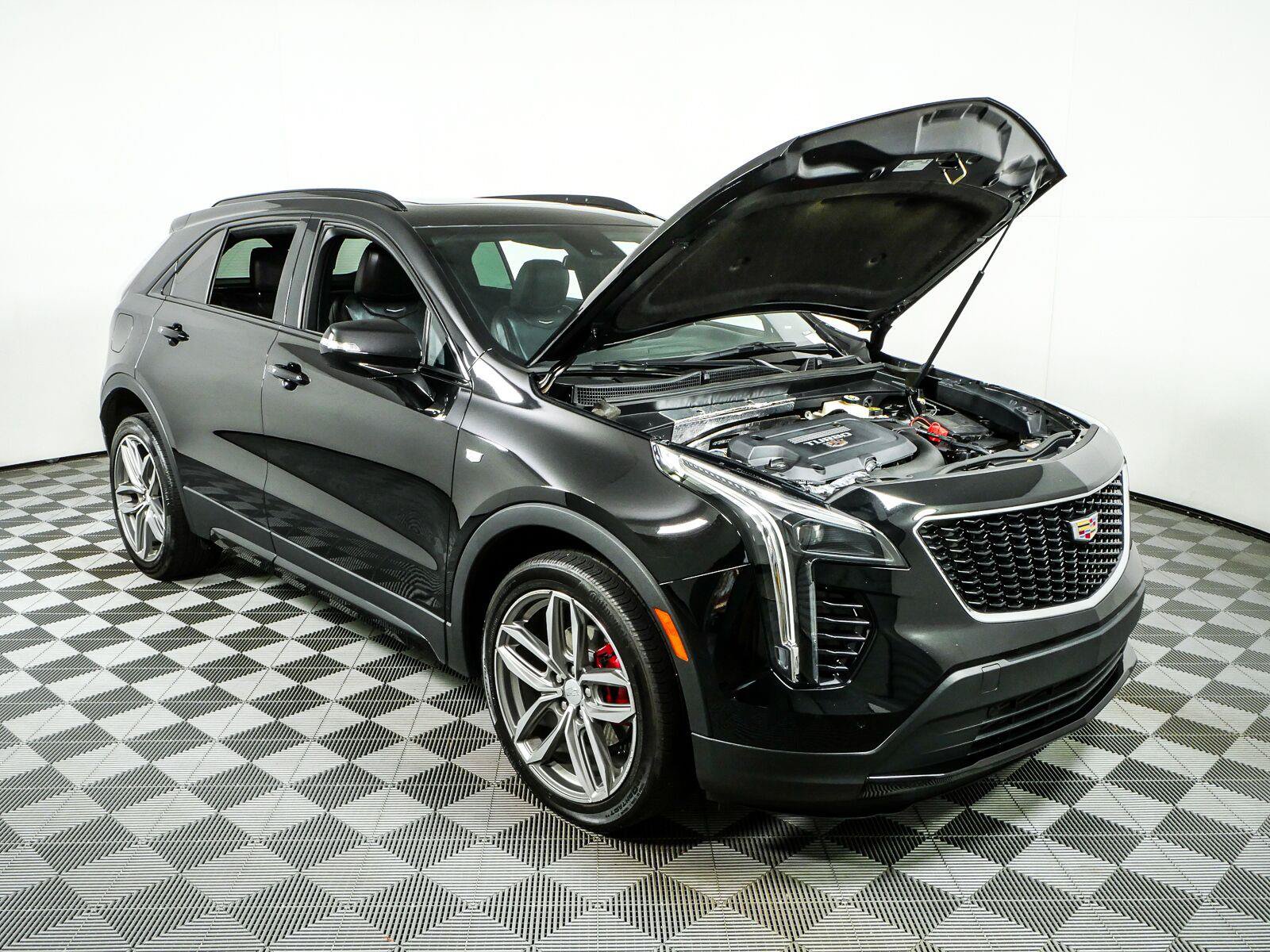 Used 2021 Cadillac XT4 Sport FWD image 35