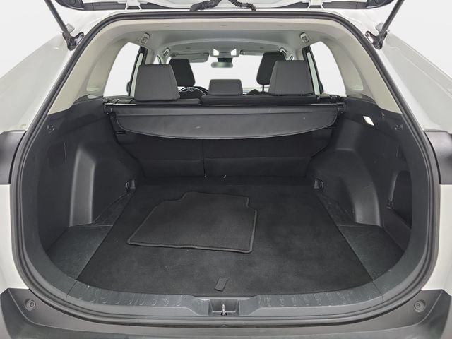 Certified 2024 Toyota RAV4 XLE FWD image 29