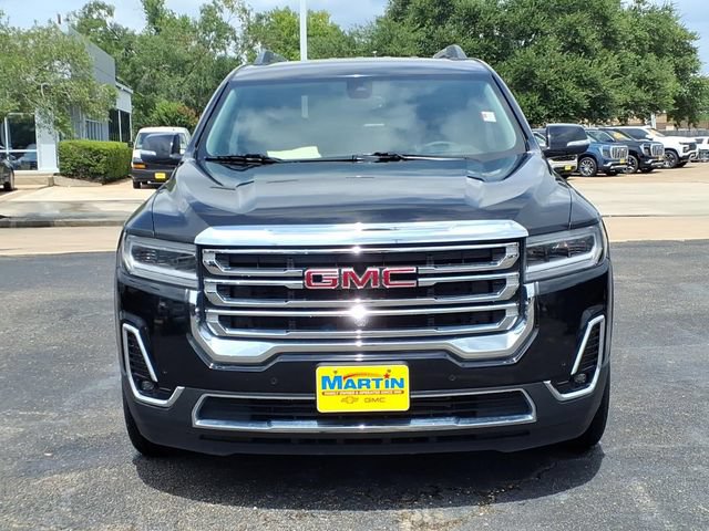 Used 2021 GMC Acadia SLT w/ Technology Package FWD image 2