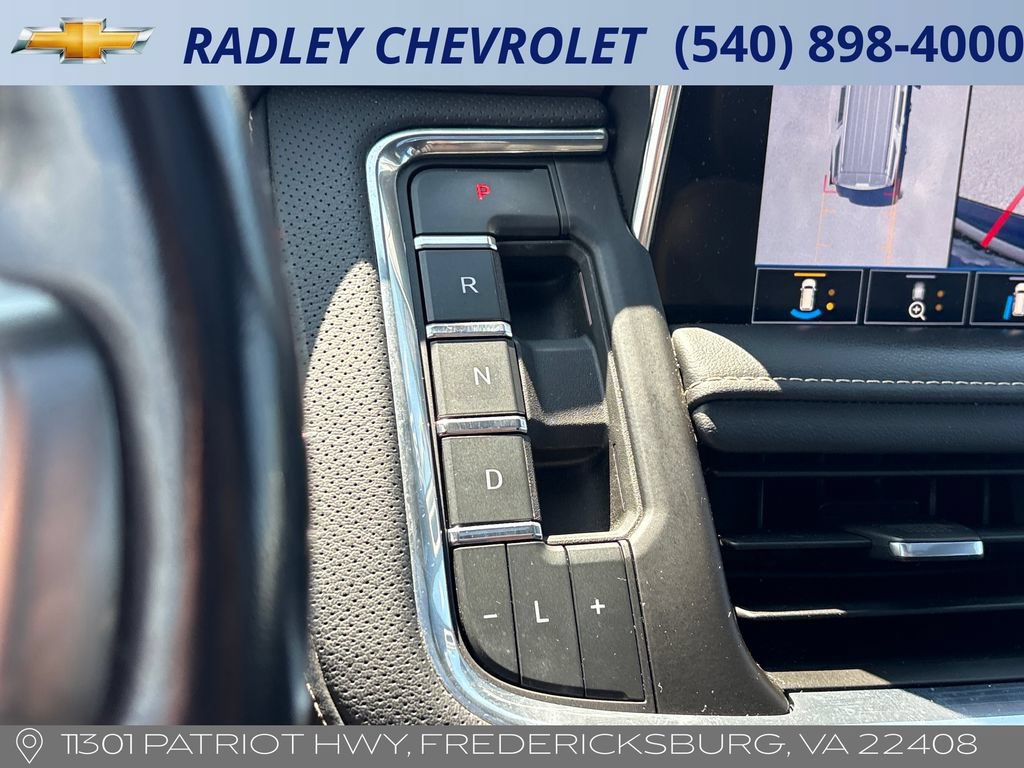 Used 2021 Chevrolet Tahoe Premier w/ Premium Package AWD/4WD image 10