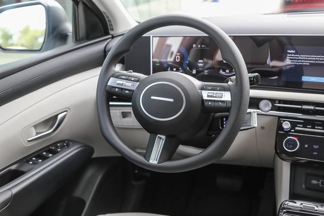 New 2026 Hyundai Tucson SEL FWD image 17