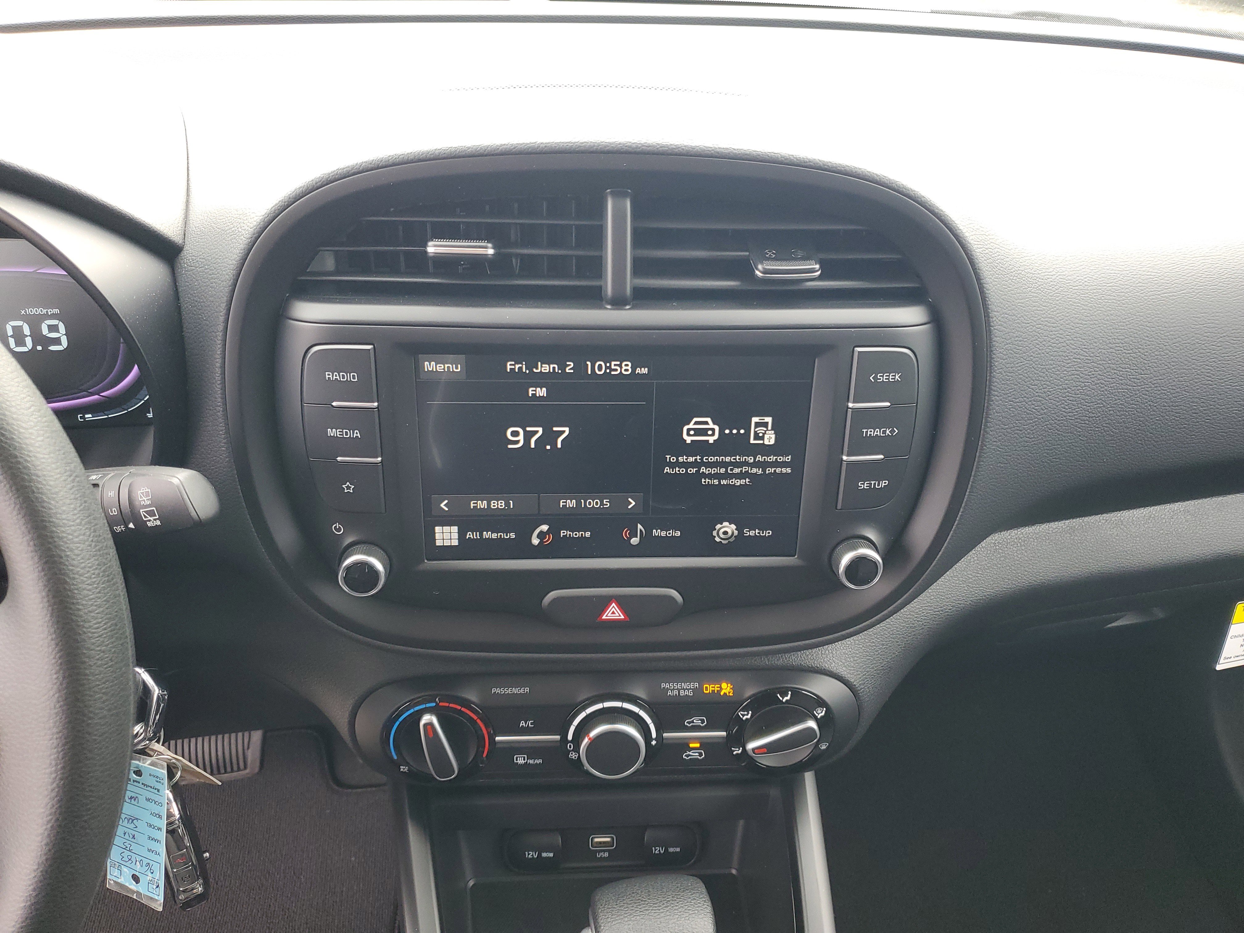 Used 2025 Kia Soul LX image 20