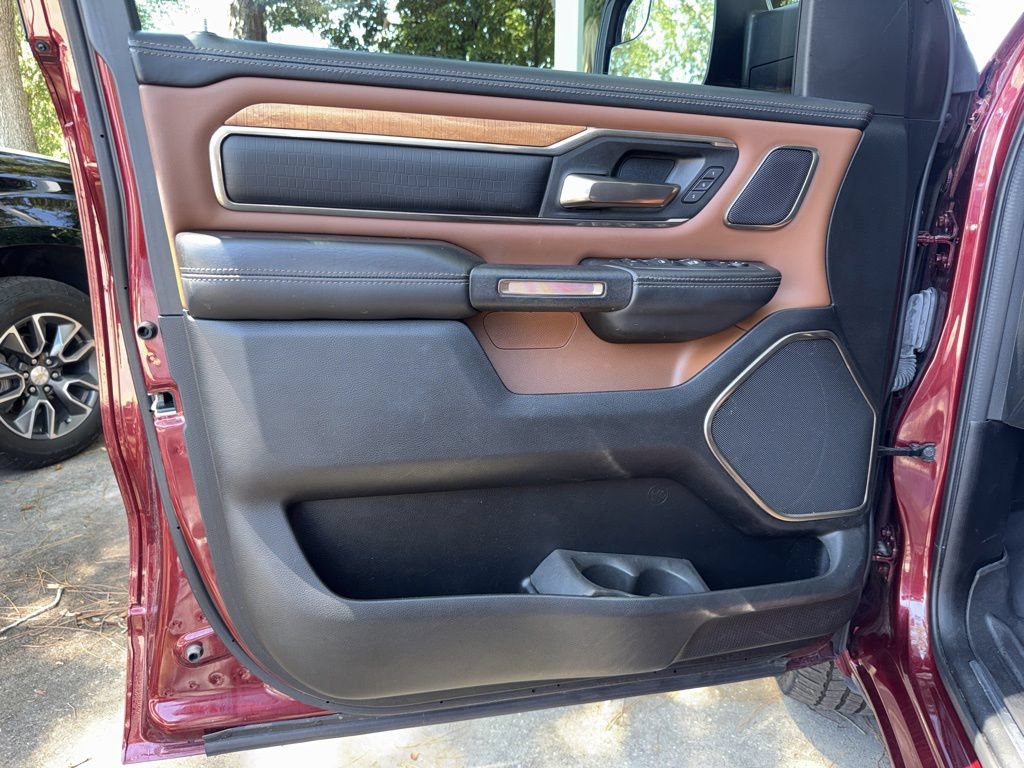Used 2023 RAM 1500 Limited AWD/4WD image 26