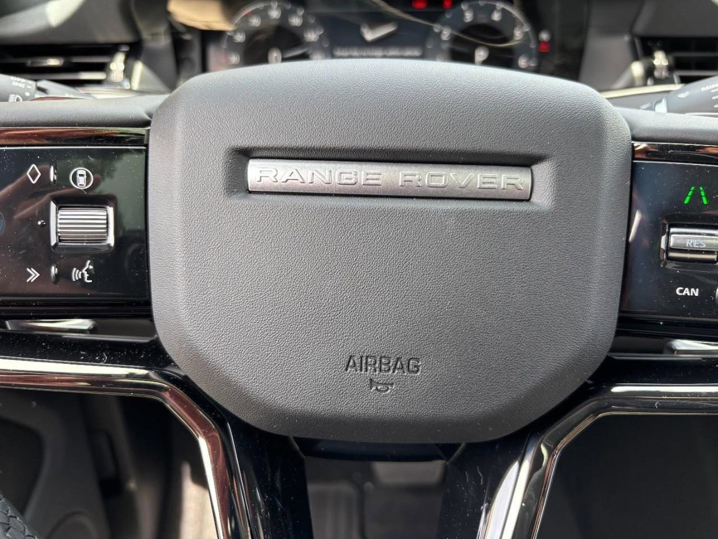 Used 2026 Land Rover Range Rover Evoque S image 23