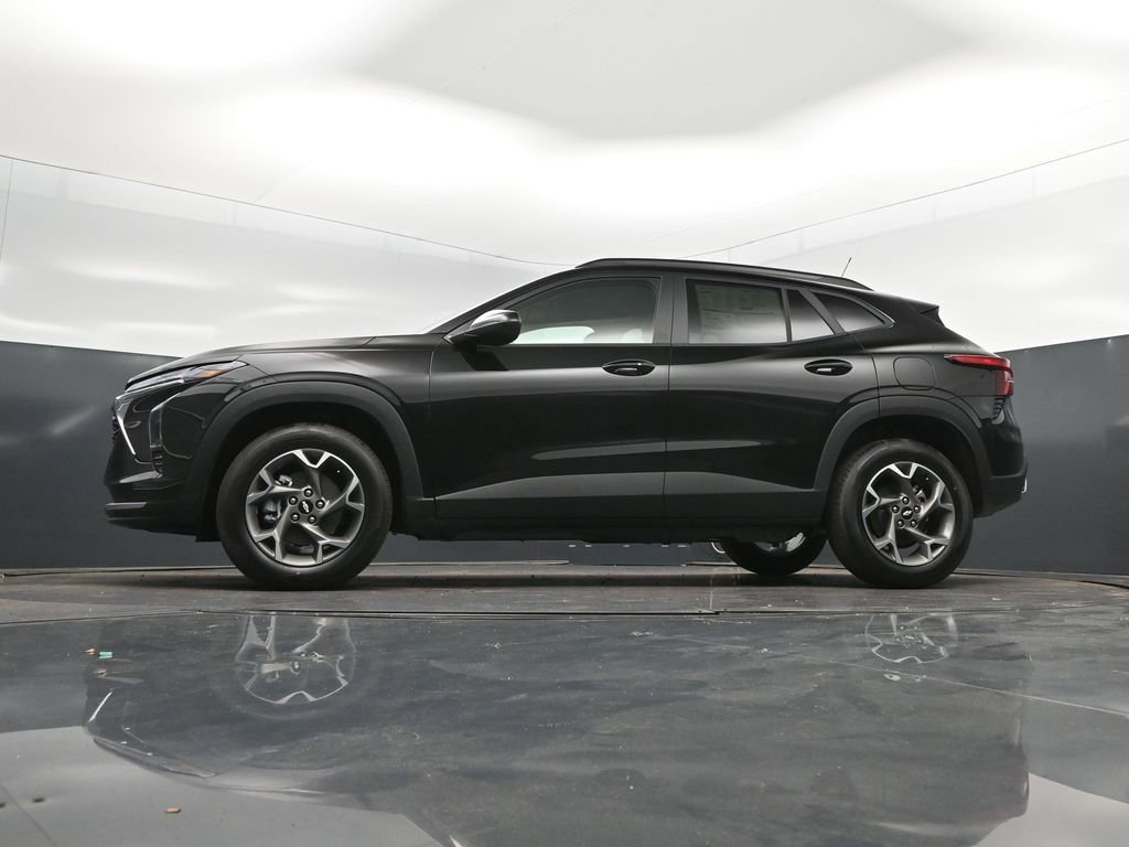 New 2026 Chevrolet Trax LT w/ LT Convenience Package FWD image 39