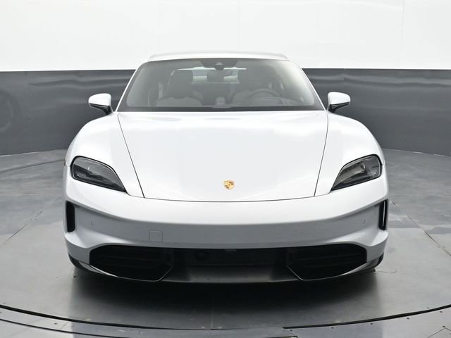 Used 2025 Porsche Taycan GTS image 27