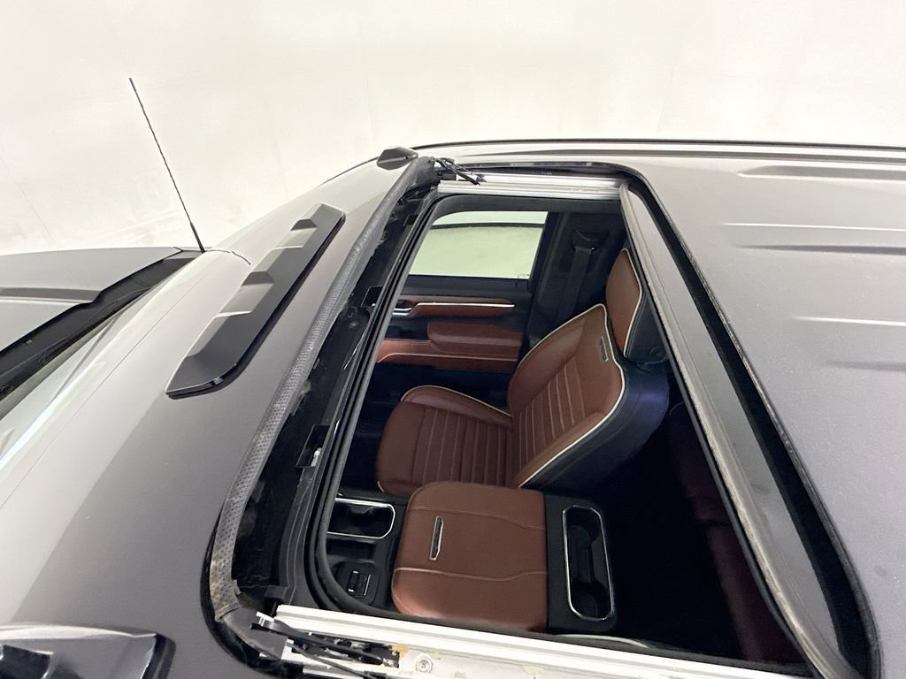 Used 2024 GMC Sierra 2500 Denali Ultimate image 27