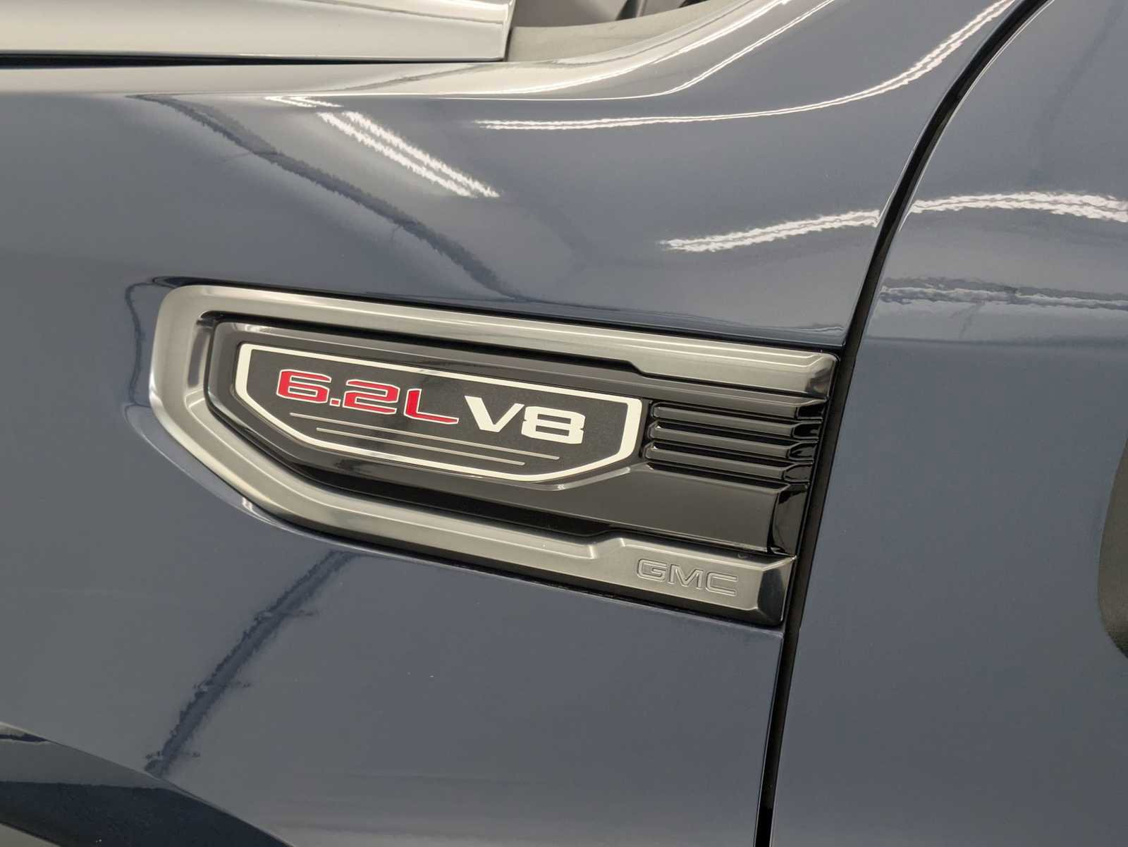 Used 2020 GMC Sierra 1500 AT4 w/ Technology Package AWD/4WD image 12