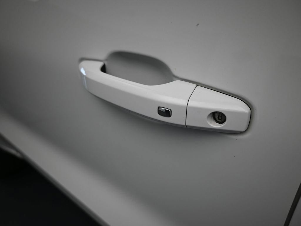 Used 2023 Chevrolet Colorado Z71 image 33