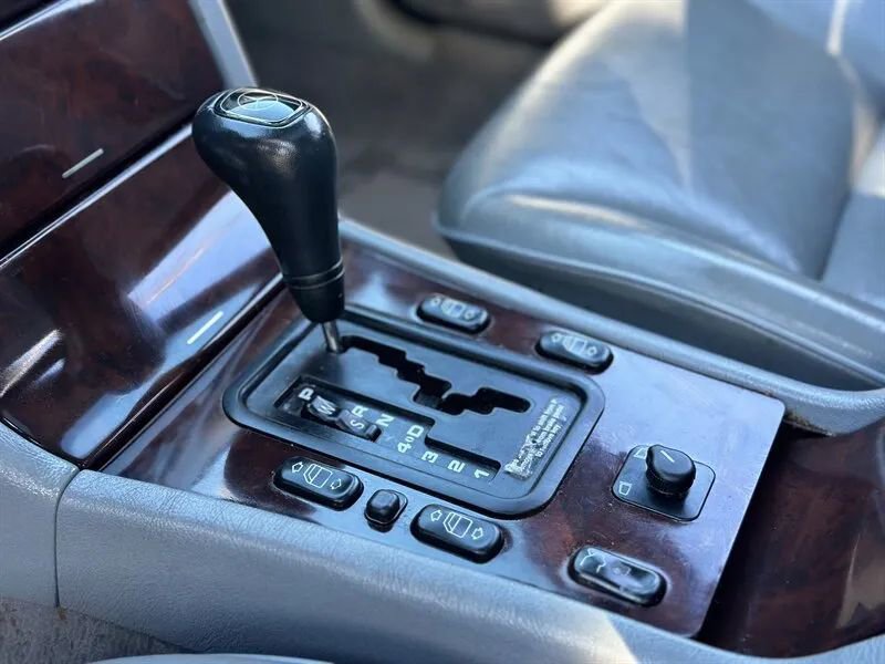 Used 1997 Mercedes-Benz E 320 Sedan image 39