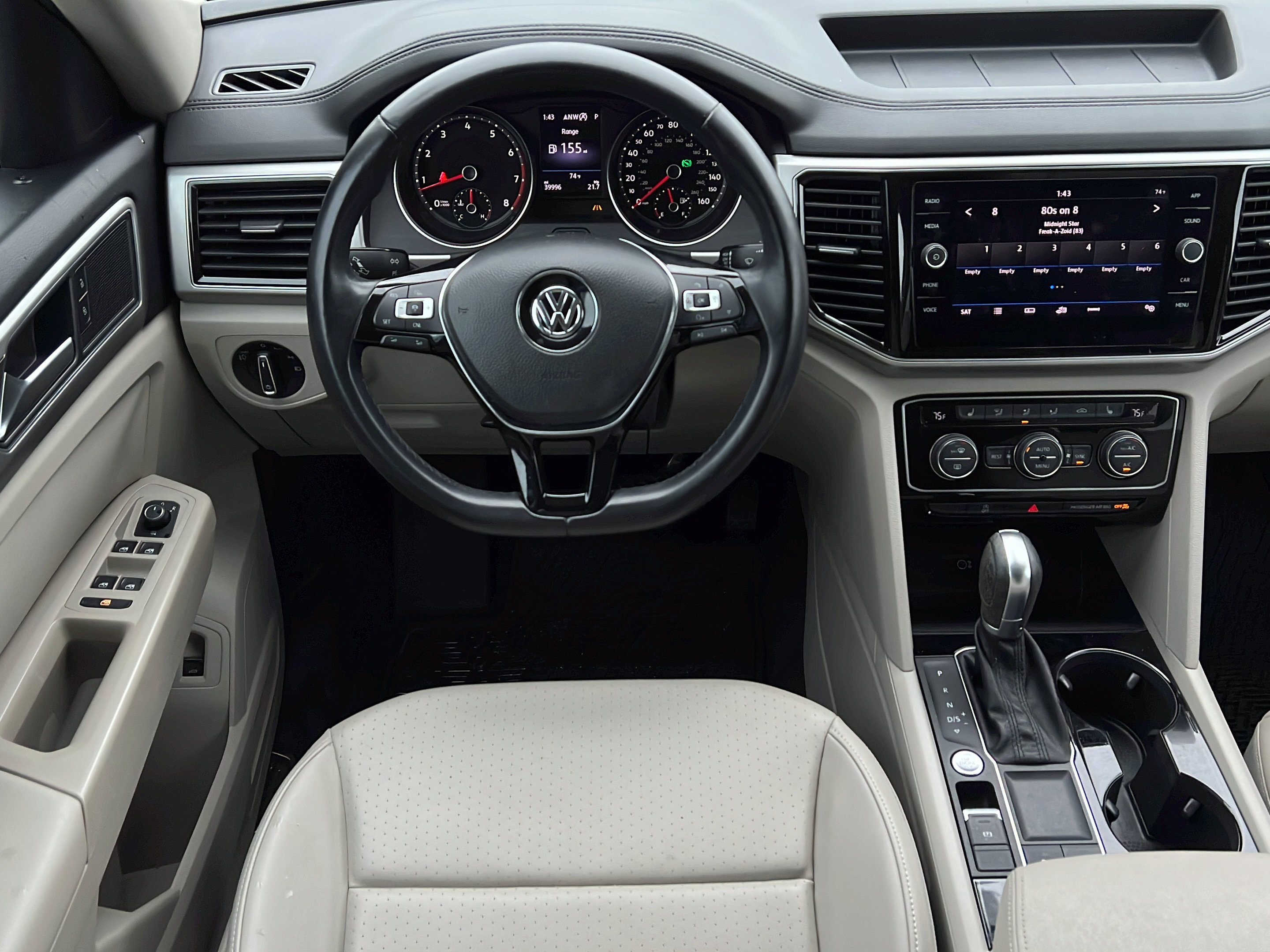 Used 2018 Volkswagen Atlas SEL FWD image 12