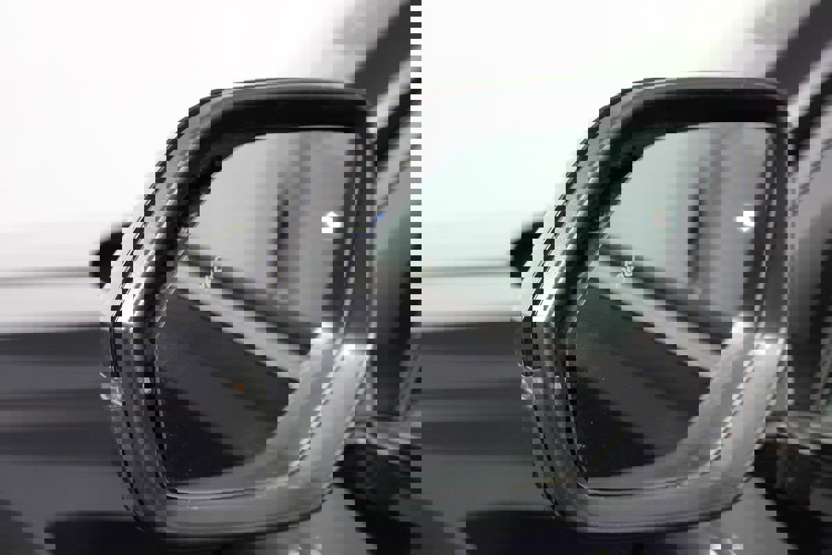 Used 2023 Volkswagen Atlas SE w/ Panoramic Sunroof Package image 42