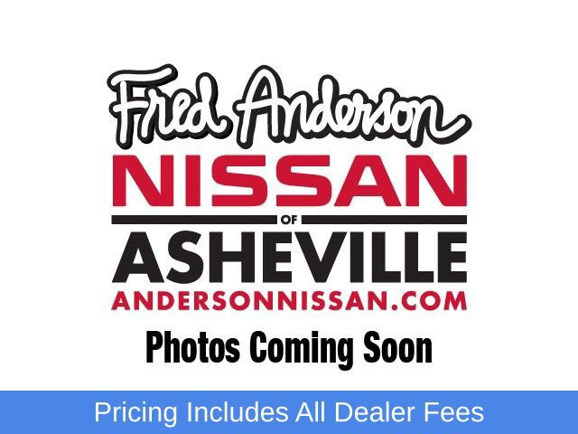 Used 2025 GMC Canyon Denali AWD/4WD image 2
