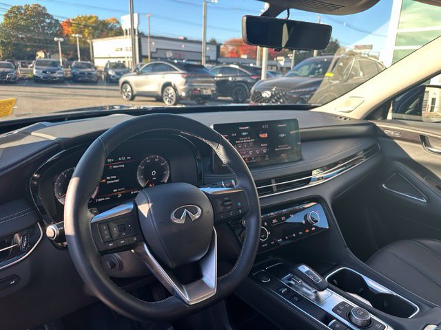 Certified 2023 INFINITI QX60 Sensory w/ Vision Package AWD/4WD image 11