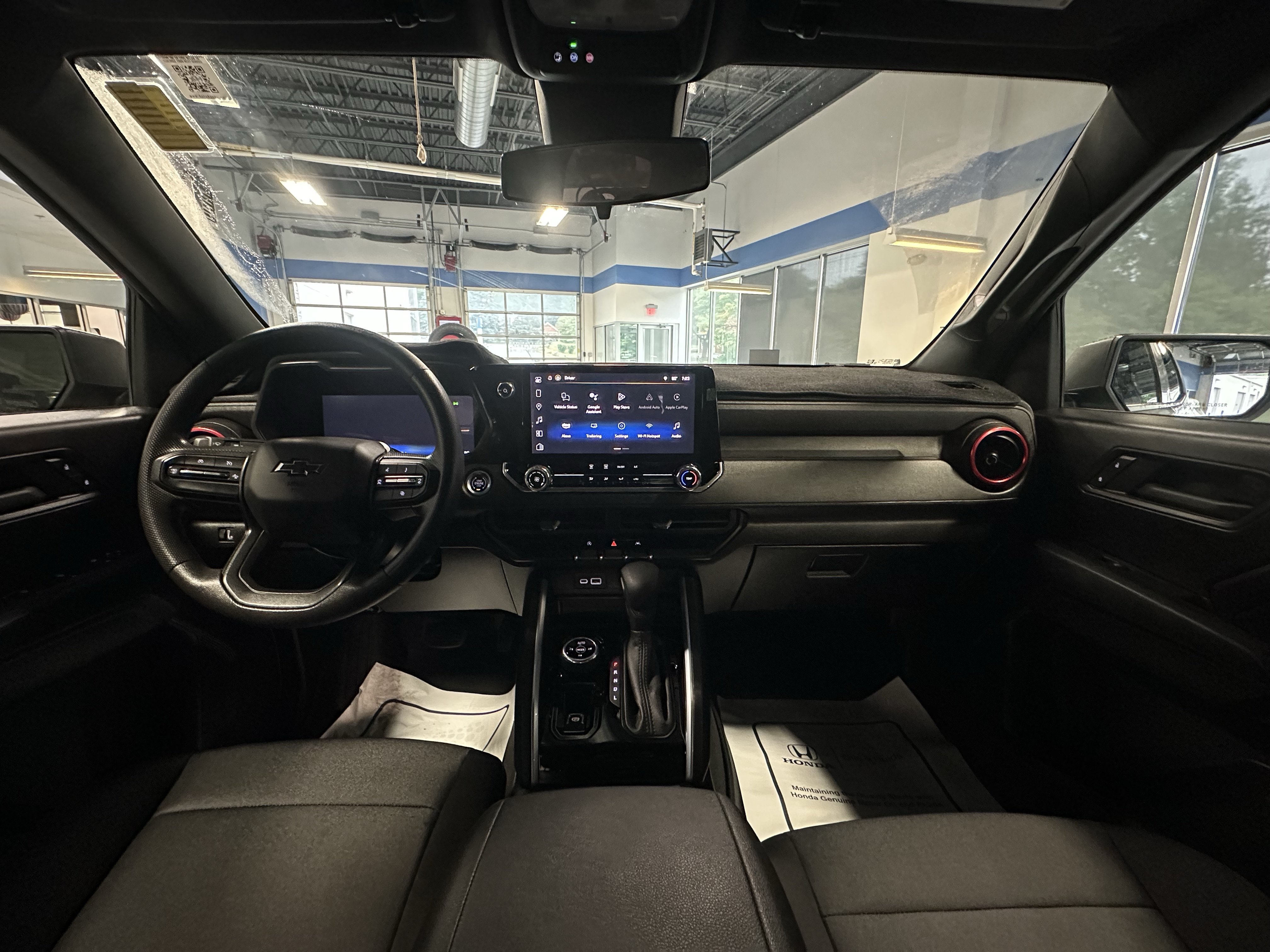 Used 2024 Chevrolet Colorado Trail Boss AWD/4WD image 2