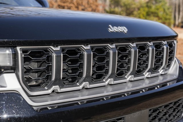 New 2026 Jeep Grand Cherokee Limited image 13