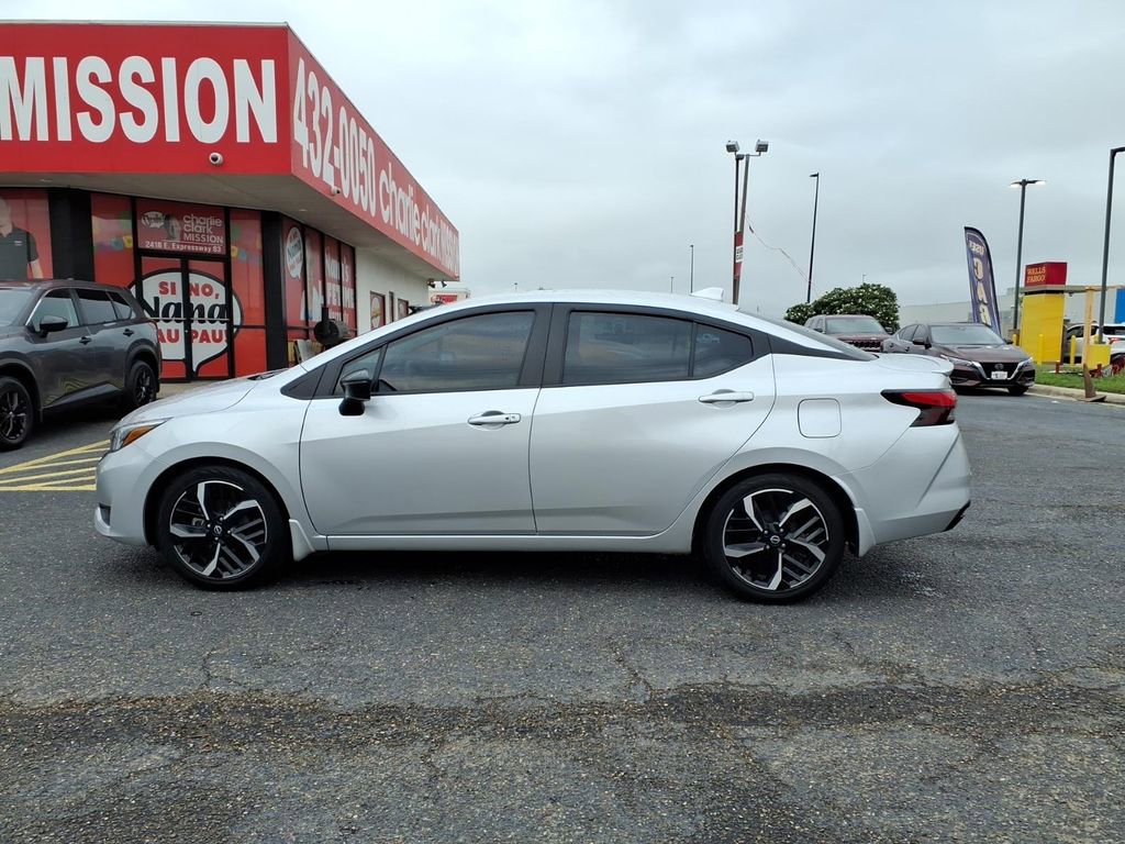 Used 2025 Nissan Versa SR w/ Trunk Package FWD image 2