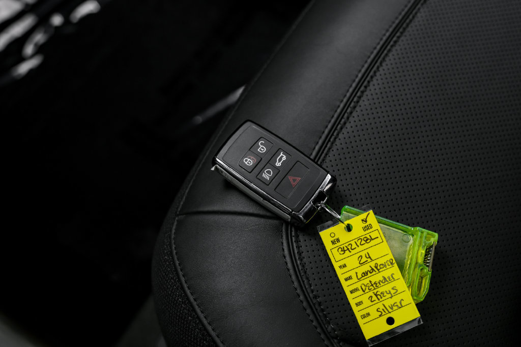 Used 2024 Land Rover Defender 130 X AWD/4WD image 60