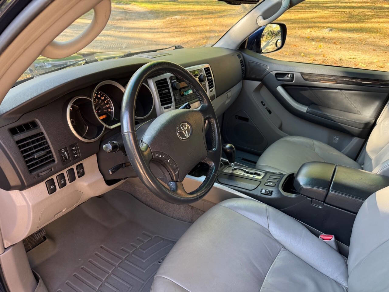 Used 2007 Toyota 4Runner Limited image 36