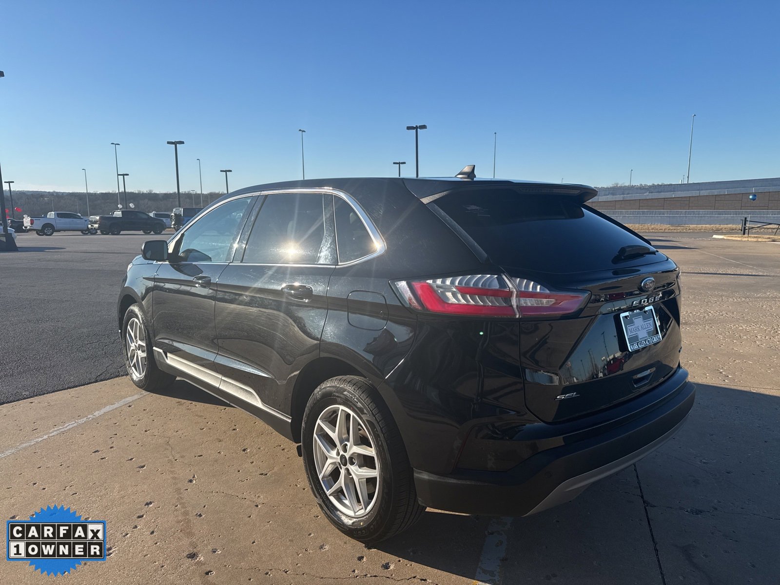 Used 2024 Ford Edge SEL image 5