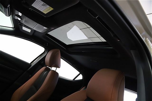 Used 2025 MAZDA MAZDA3 Carbon image 22