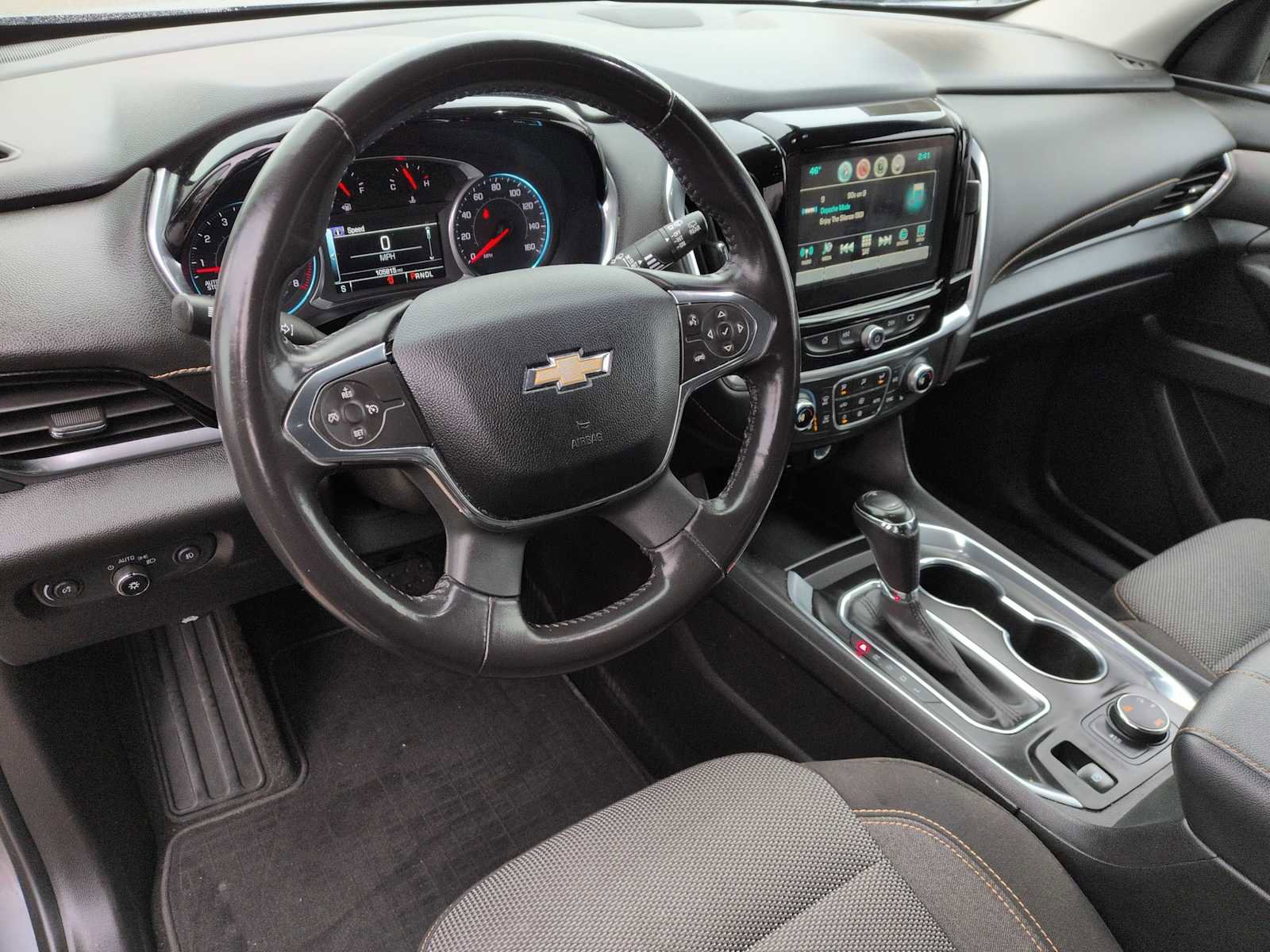 Used 2019 Chevrolet Traverse LT w/ LPO, Floor Liner Package image 2