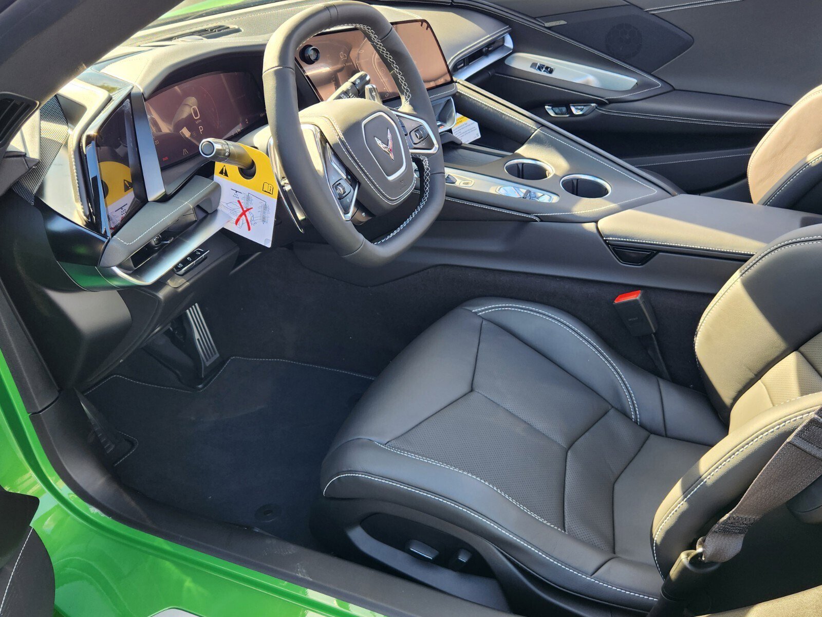 New 2026 Chevrolet Corvette Stingray Convertible w/ 1LT image 5