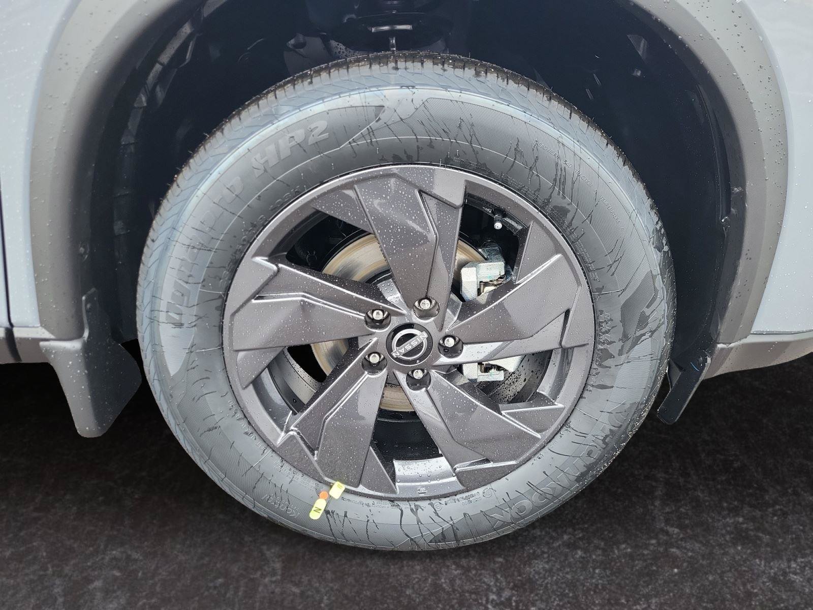 New 2026 Nissan Rogue SV w/ Cold Weather Package AWD/4WD image 29