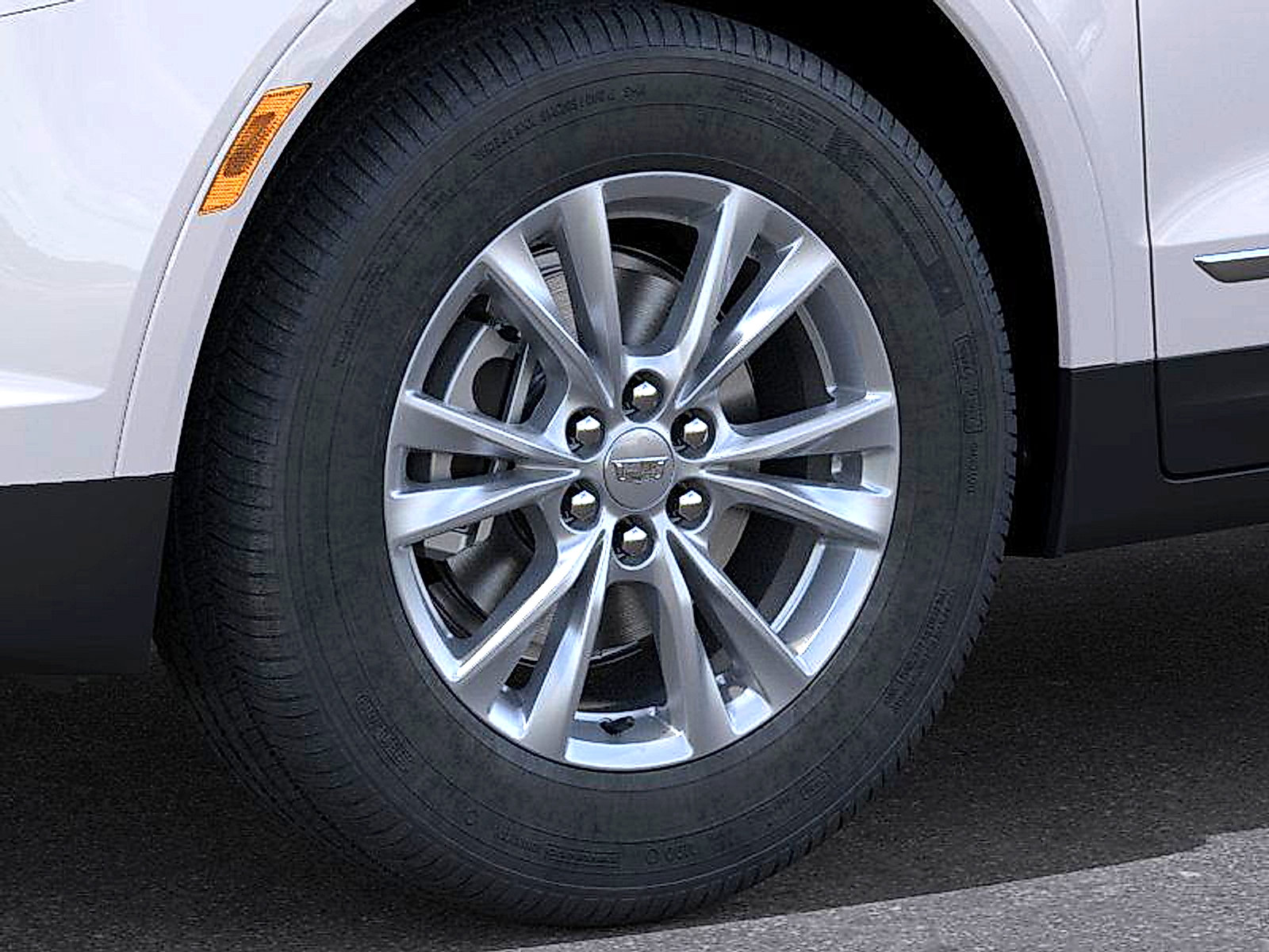 New 2025 Cadillac XT5 Luxury w/ LPO, Floor Liner Package image 9