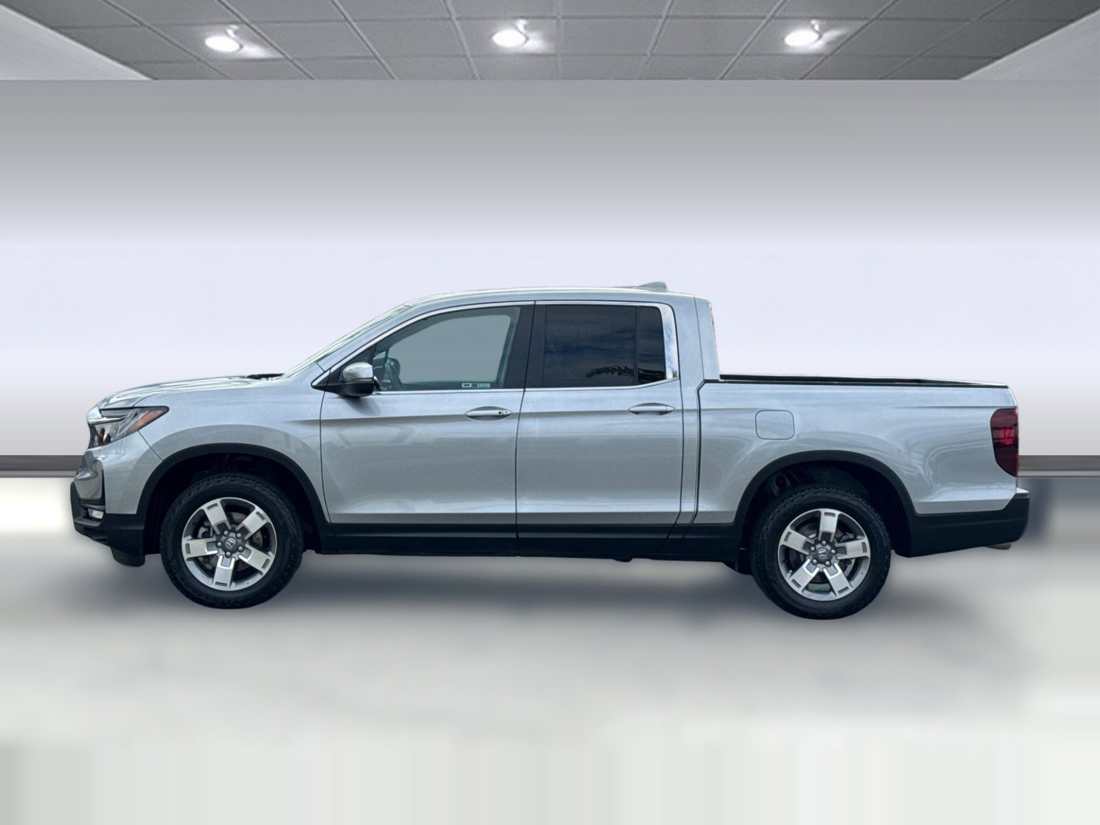 Used 2025 Honda Ridgeline RTL image 2