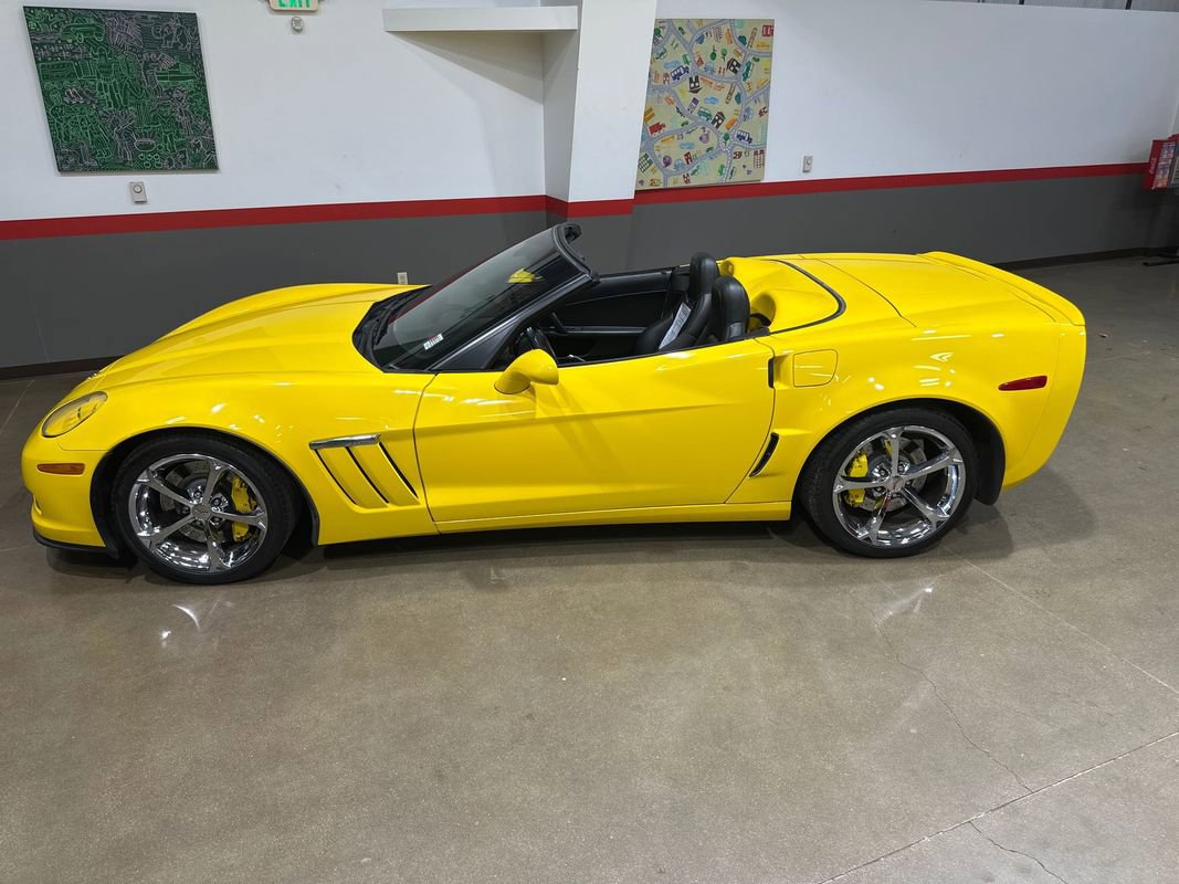 Used 2011 Chevrolet Corvette Grand Sport w/ Preferred Equipment Group image 59
