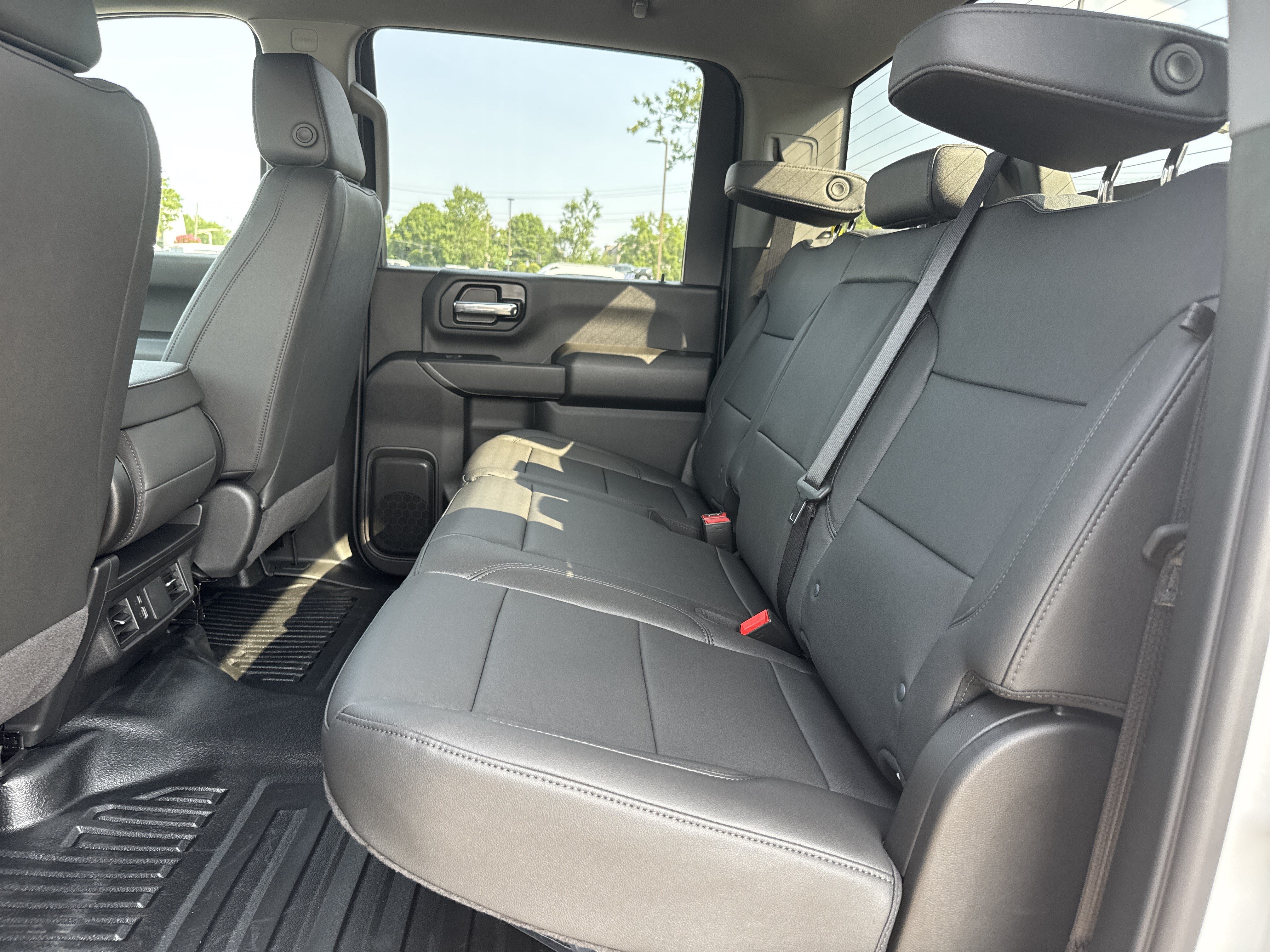 New 2026 GMC Sierra 3500 Pro AWD/4WD image 28