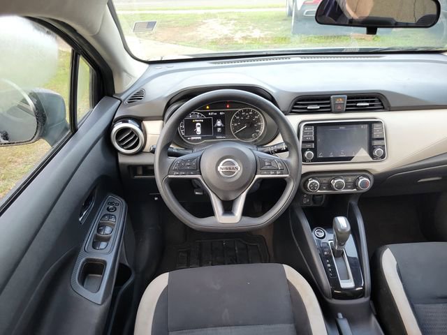 Used 2021 Nissan Versa SV image 26
