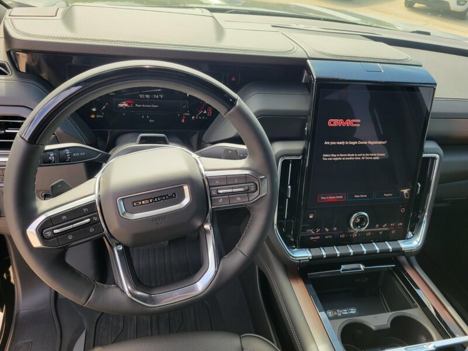 New 2026 GMC Yukon Denali w/ Denali Reserve Package RWD image 12