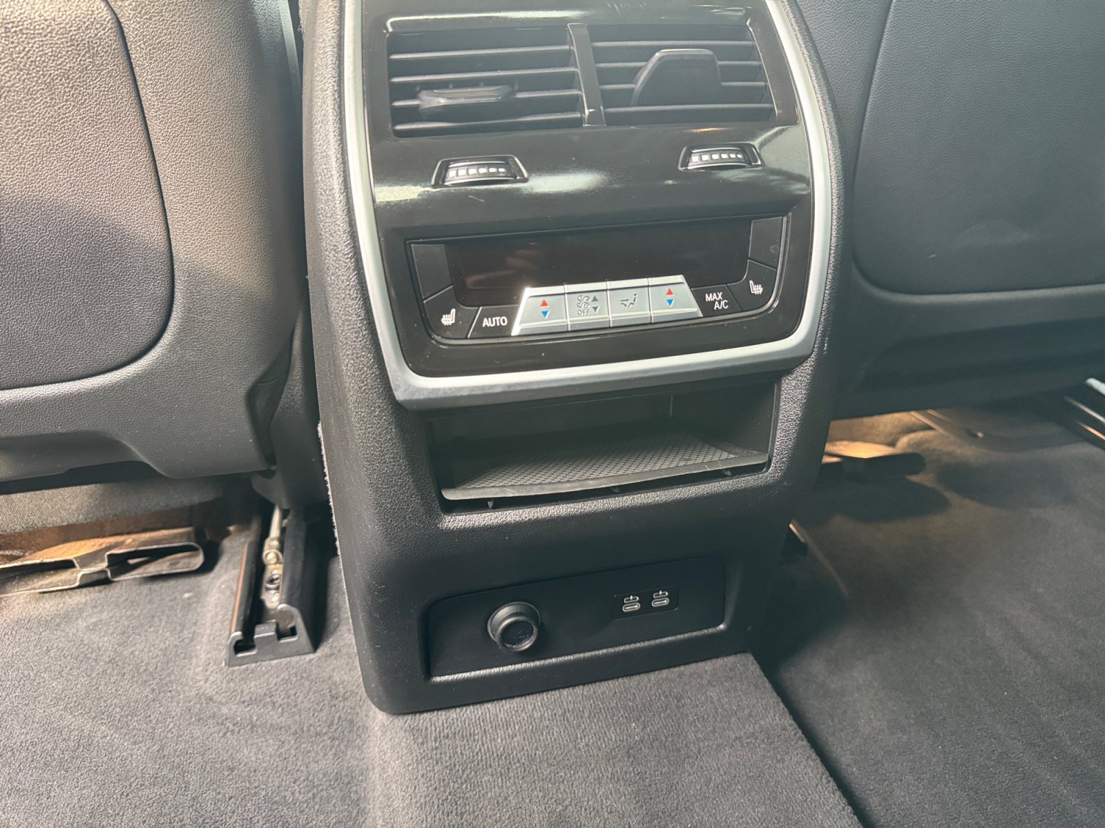 Used 2021 BMW X7 xDrive40i AWD/4WD image 15