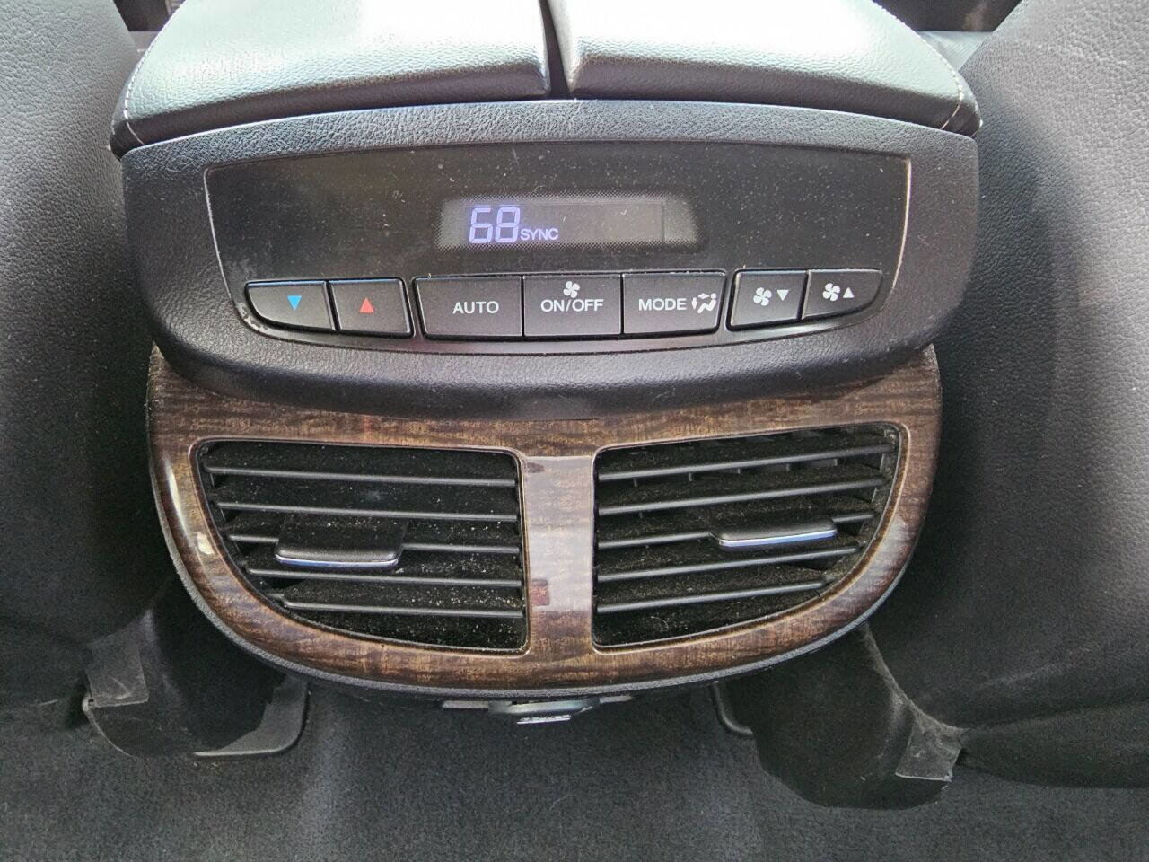 Used 2011 Acura MDX SH AWD w/Advance 4dr SUV Packa image 26