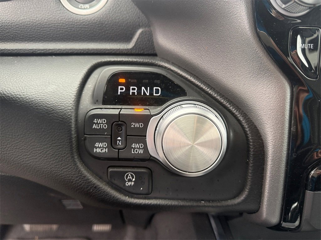 Certified 2025 RAM 1500 Laramie image 30