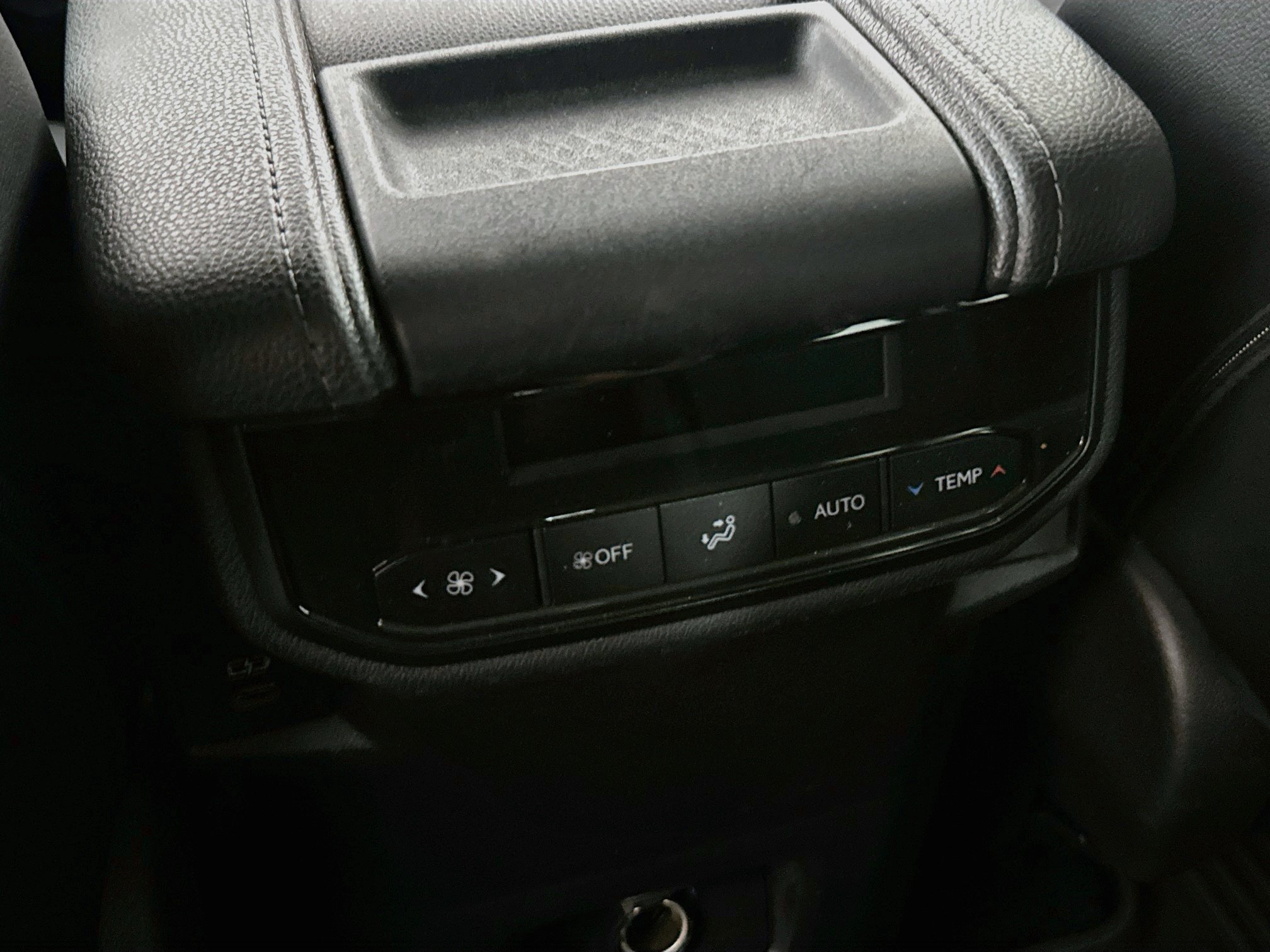 Used 2024 Toyota Grand Highlander AWD Hybrid image 25