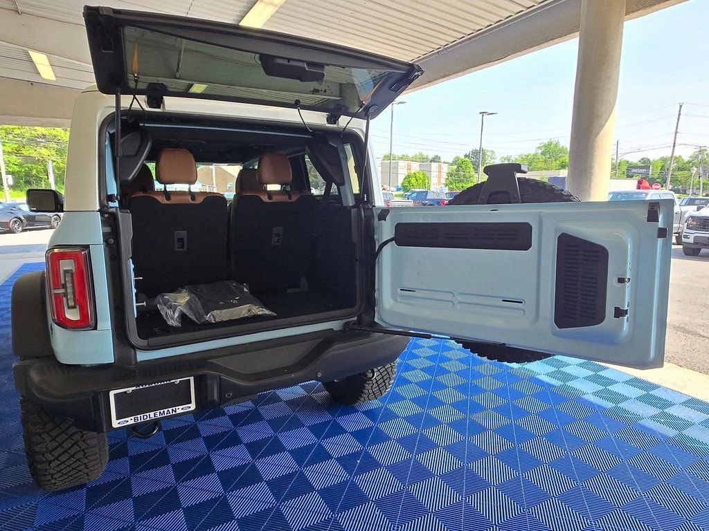 New 2024 Ford Bronco Heritage Edition image 6