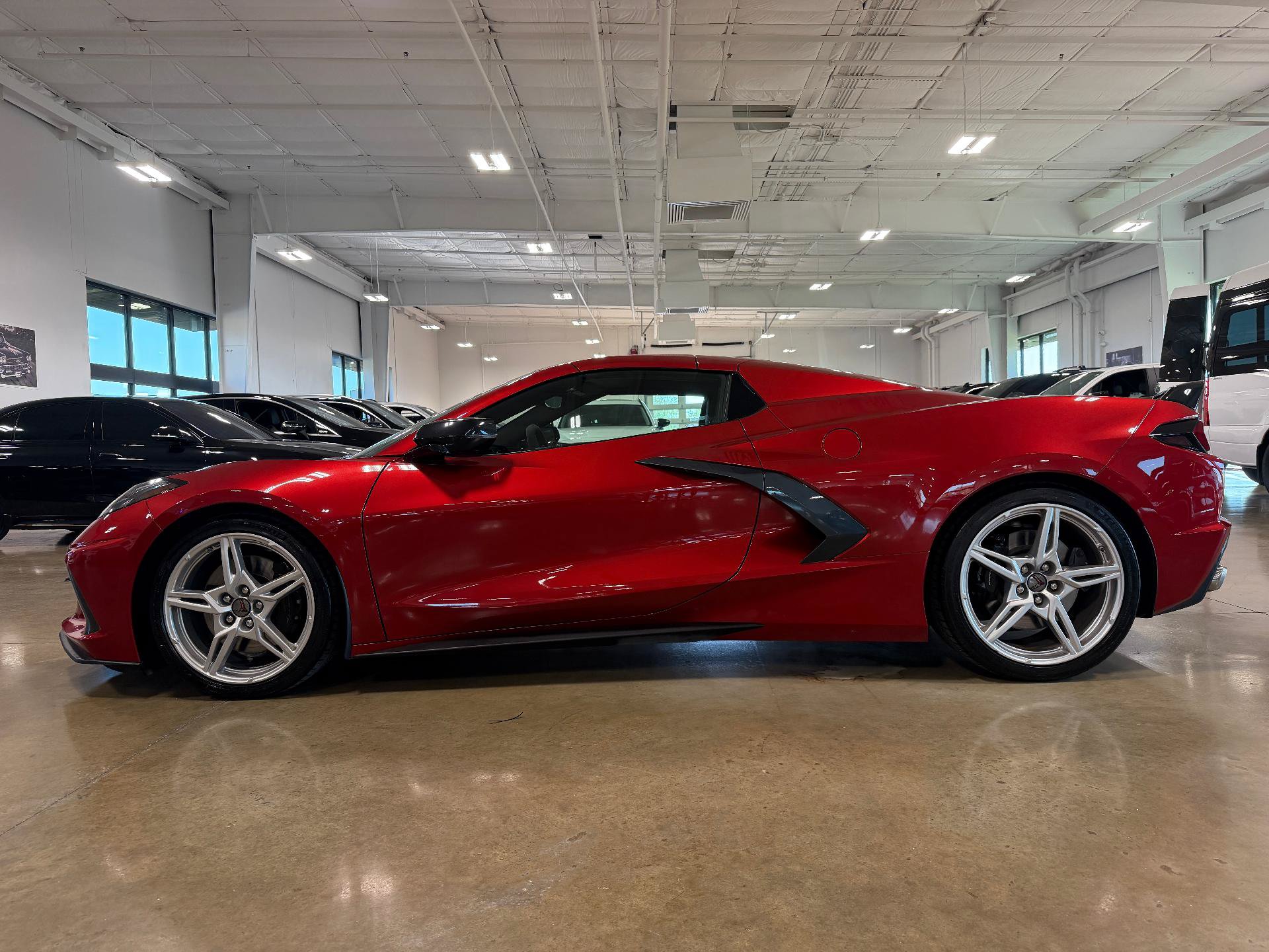 Used 2023 Chevrolet Corvette Stingray Preferred Conv w/ Z51 Performance Package RWD image 32