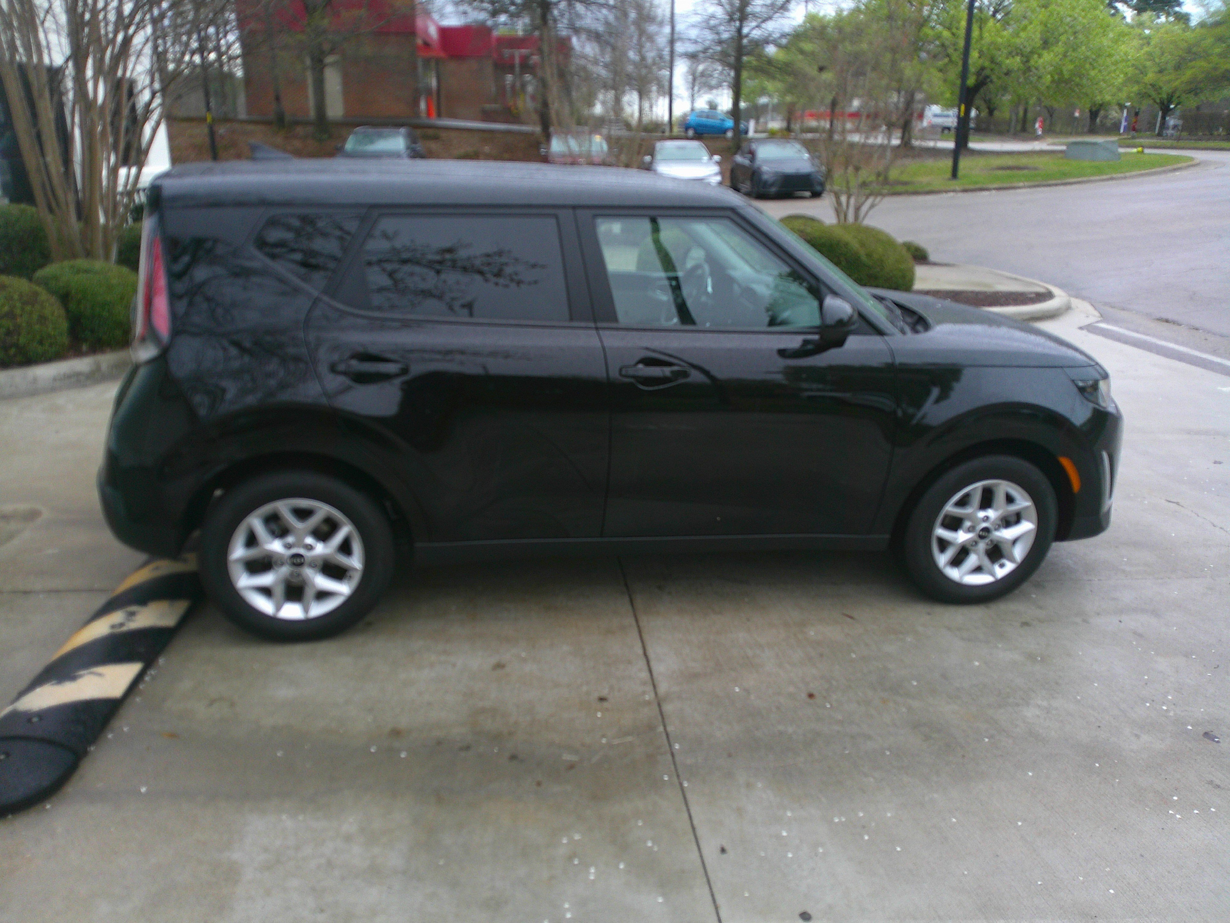 Used 2025 Kia Soul LX w/ LX Technology Package image 17