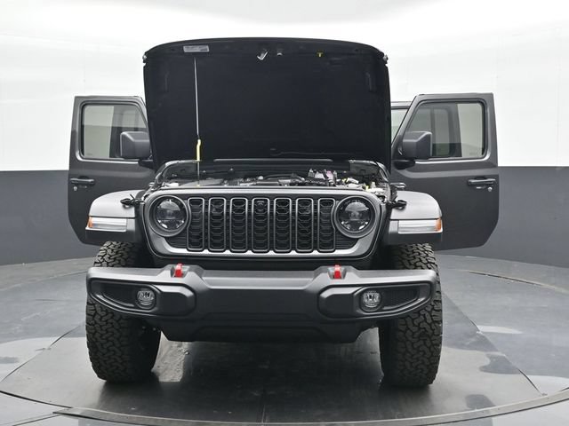 Used 2024 Jeep Wrangler Unlimited Rubicon w/ Technology Group AWD/4WD image 48