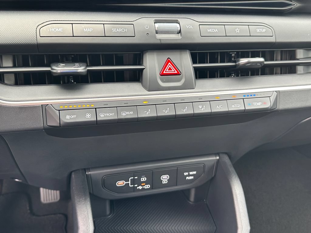New 2026 Kia K4 FWD image 21