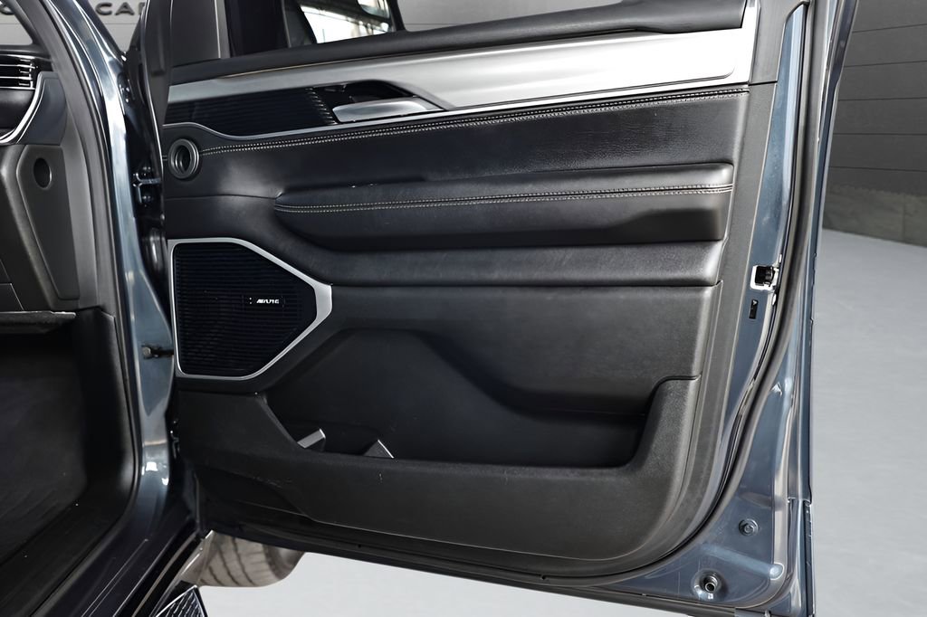 Used 2023 Jeep Wagoneer Series II image 75