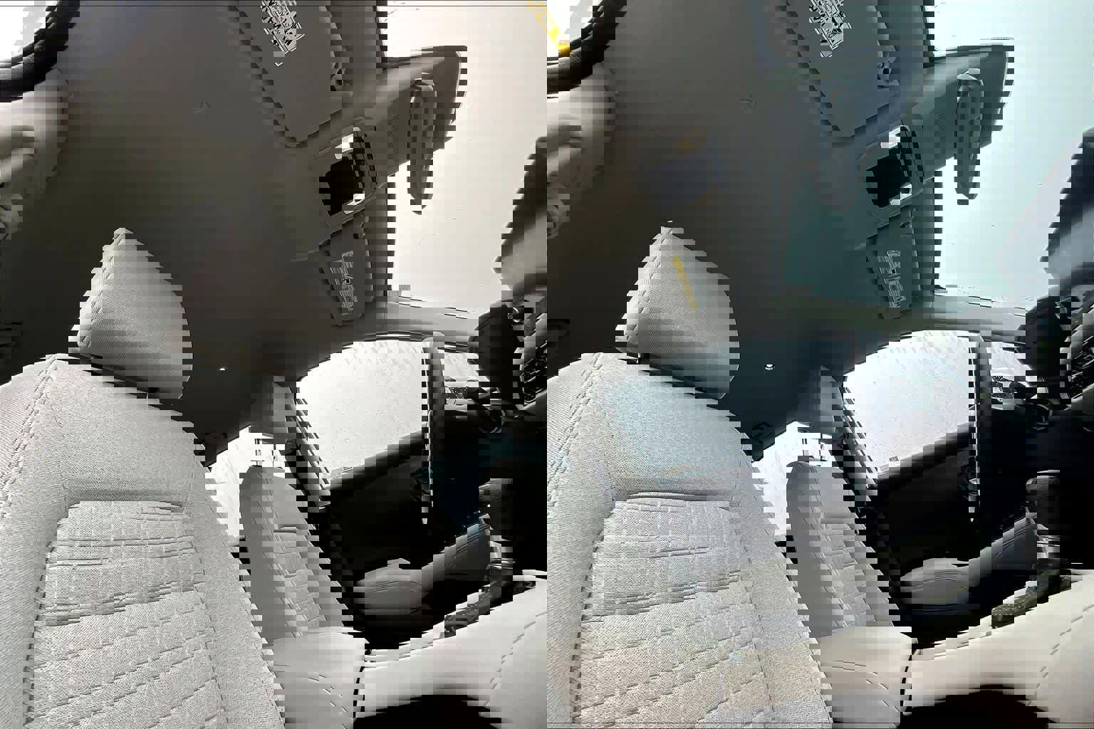 Used 2023 Honda HR-V LX image 14